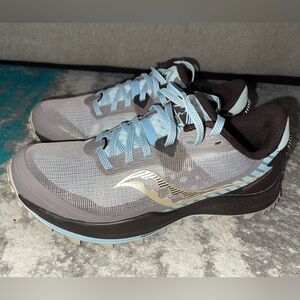 Women’s Saucony Peregrine 11 / Size 8.5